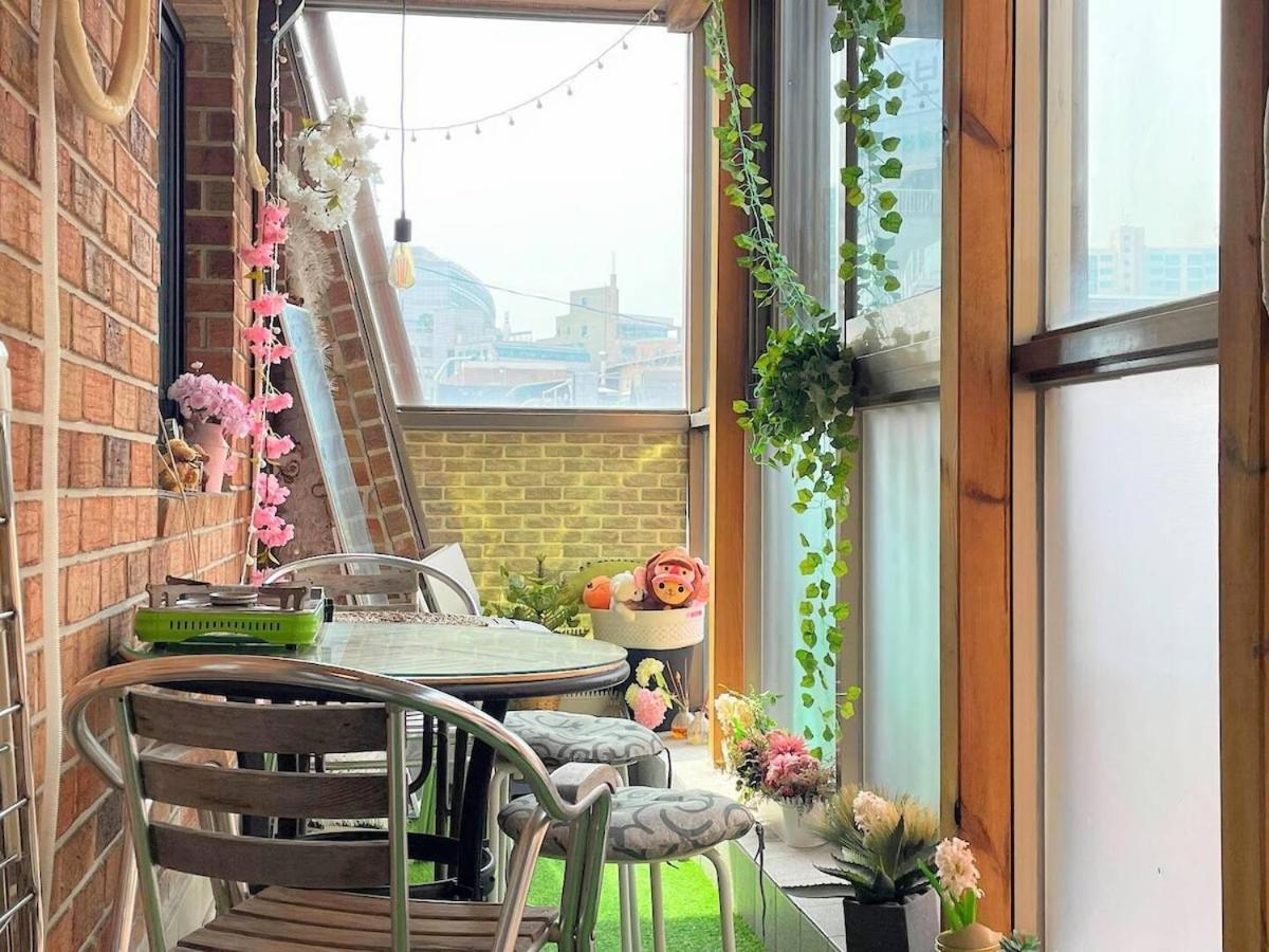 Sunny Tarrace House - Hongdae Station 2min Walk Apartment *