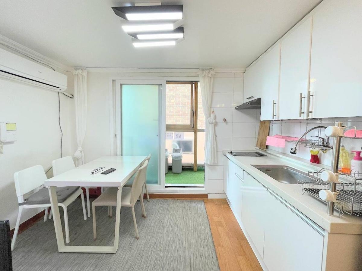 Sunny Tarrace House - Hongdae Station 2min Walk Apartment *