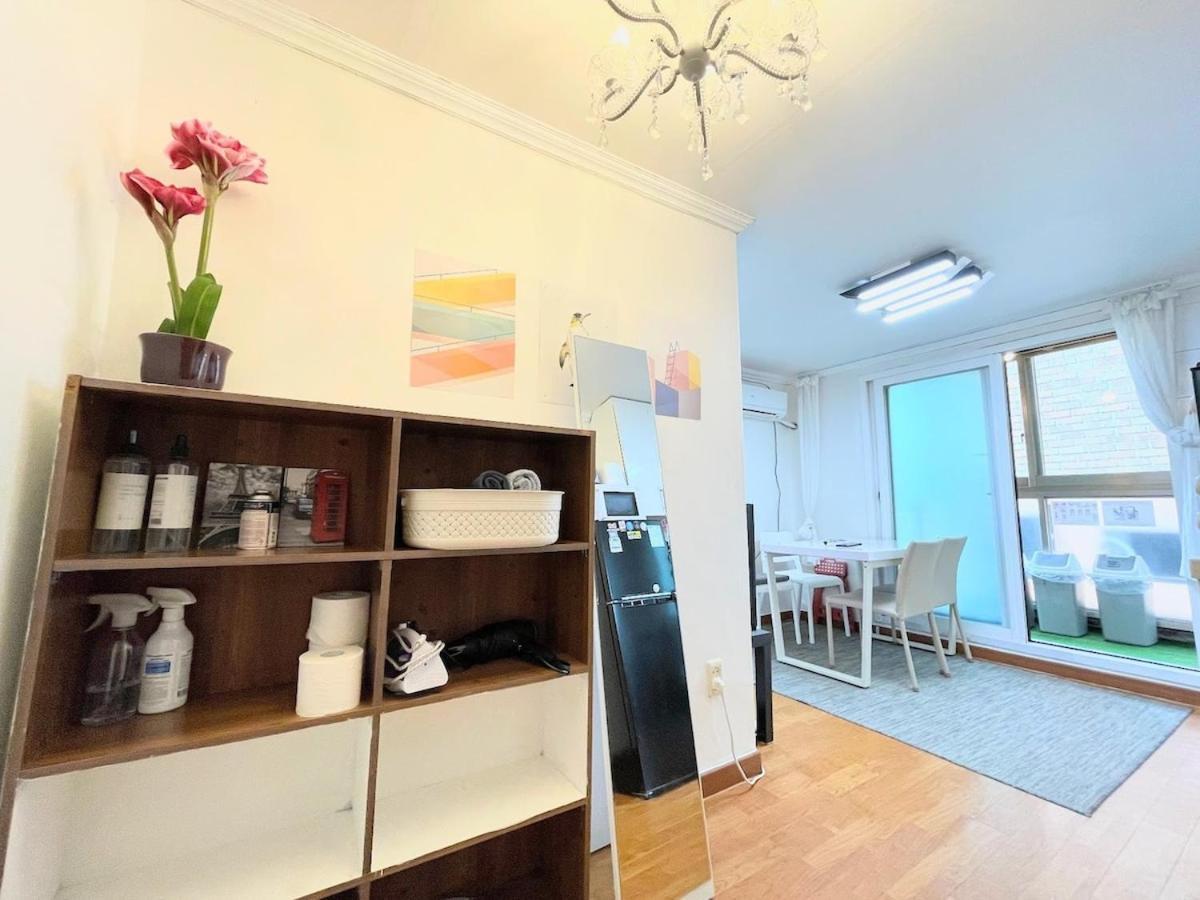 Sunny Tarrace House - Hongdae Station 2min Walk Apartment
