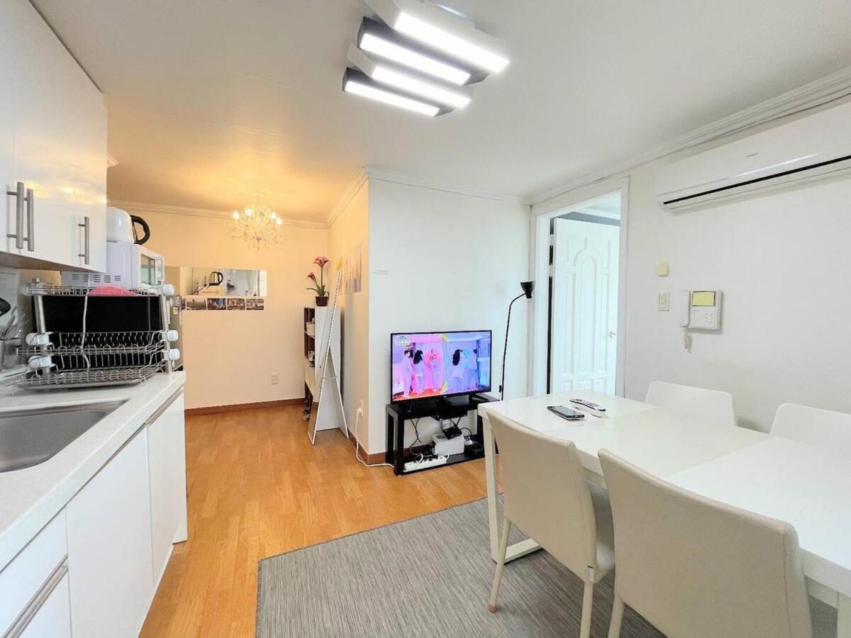 Apartment Sunny Tarrace House - Hongdae Station 2min Walk Seoul